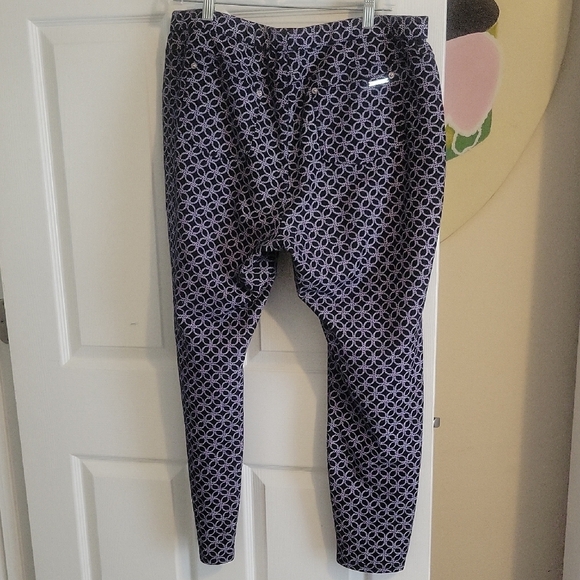 Michael Kors SzXL Blk lavender pattern pull on slacks faux frnt real back pocket - Picture 5 of 5